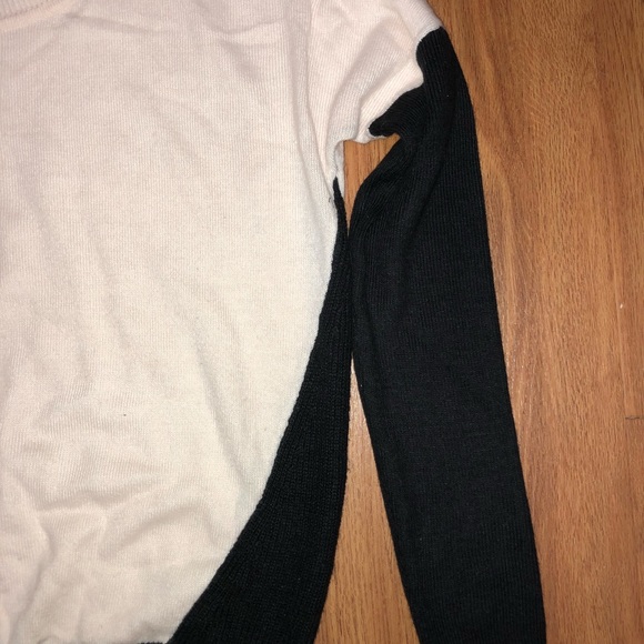 Sweater - Picture 2 of 3